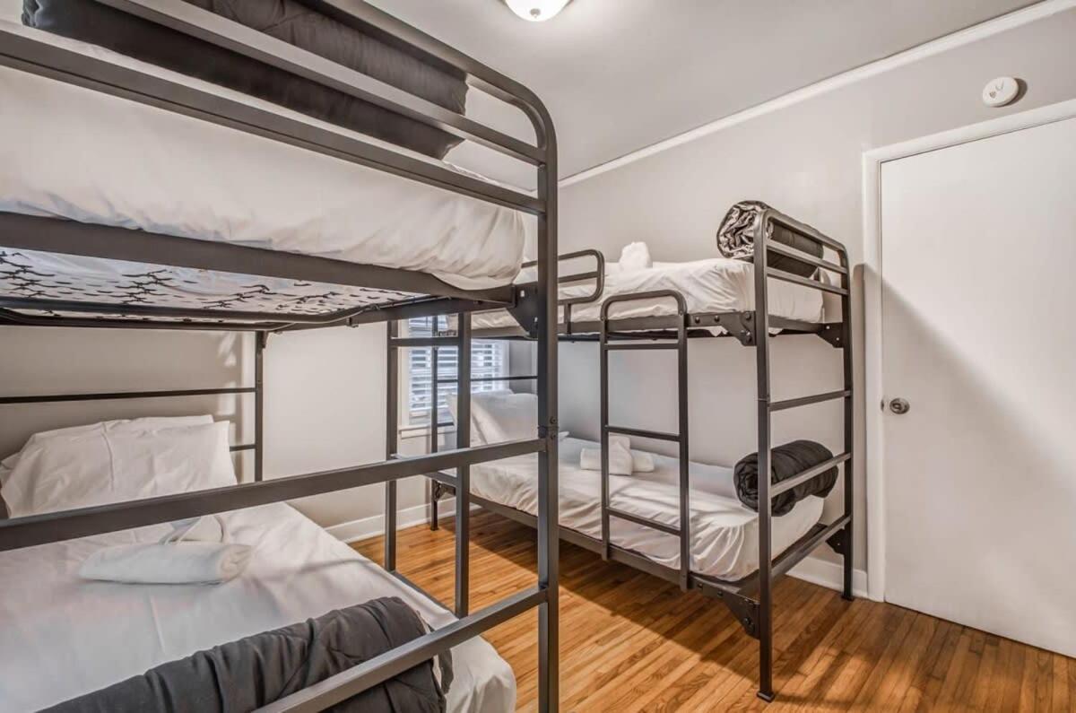 Colonial Acres Abode- East Memphis- 20 Mins To Downtown