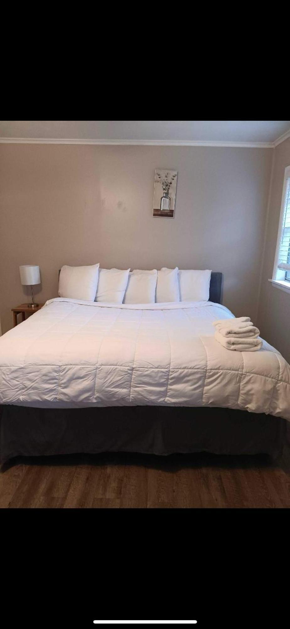 Colonial Acres Abode- East Memphis- 20 Mins To Downtown Memphis
